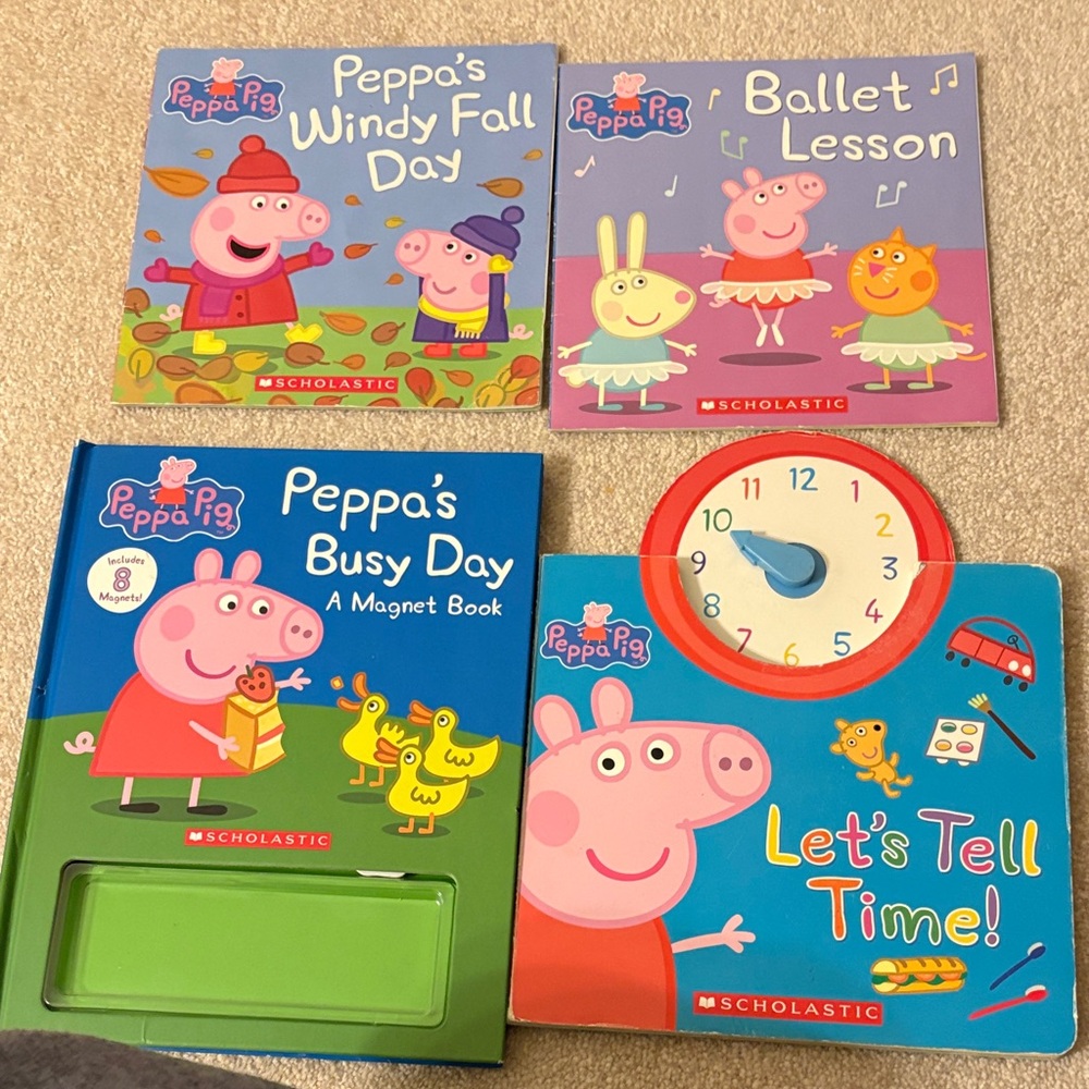 Scholastic Peppa Pig Learning Book Set - Blue, Purple, Yellow